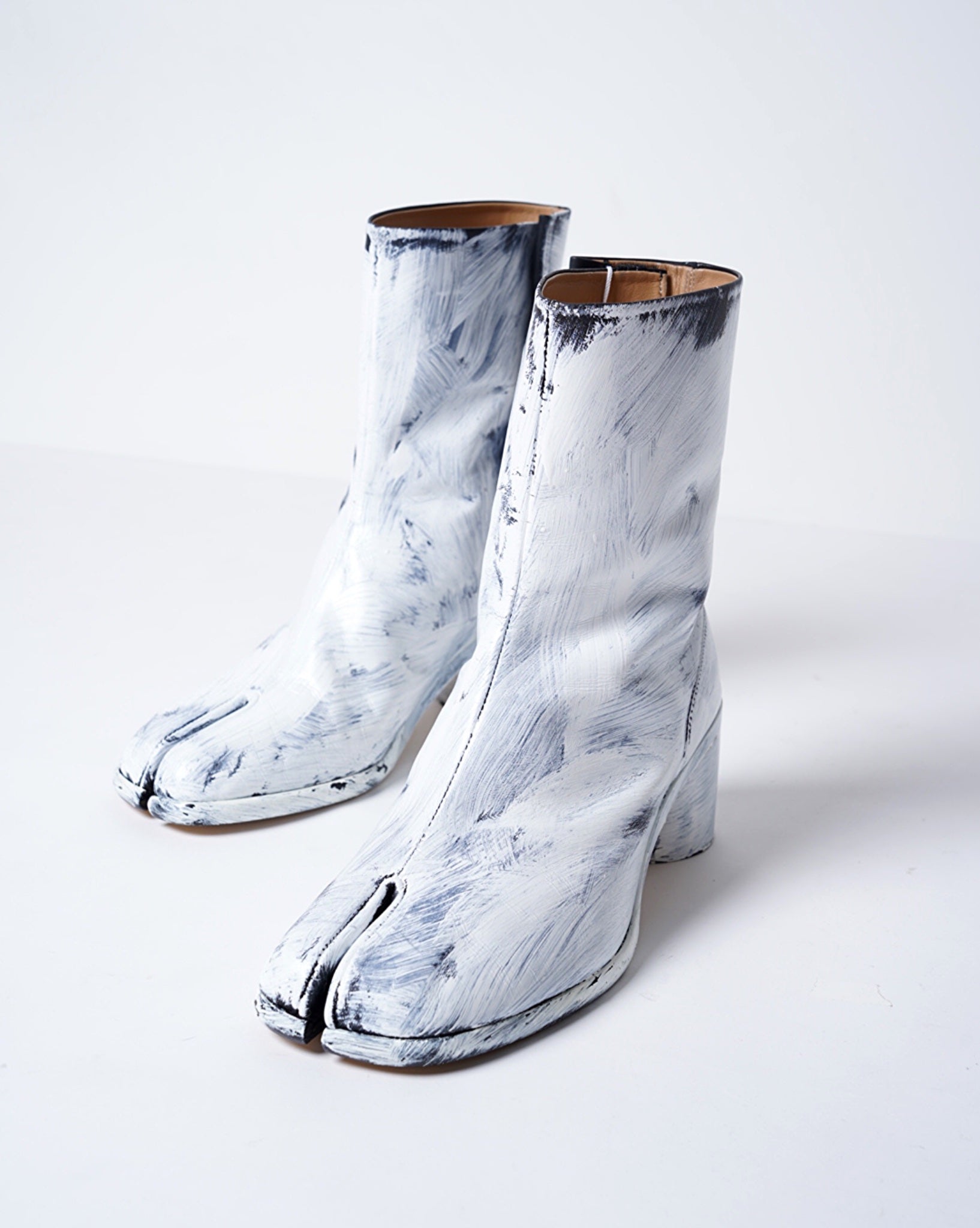 Maison Margiela(メゾンマルジェラ) -BIANCHETTO TABI BOOTS-Amanojak.