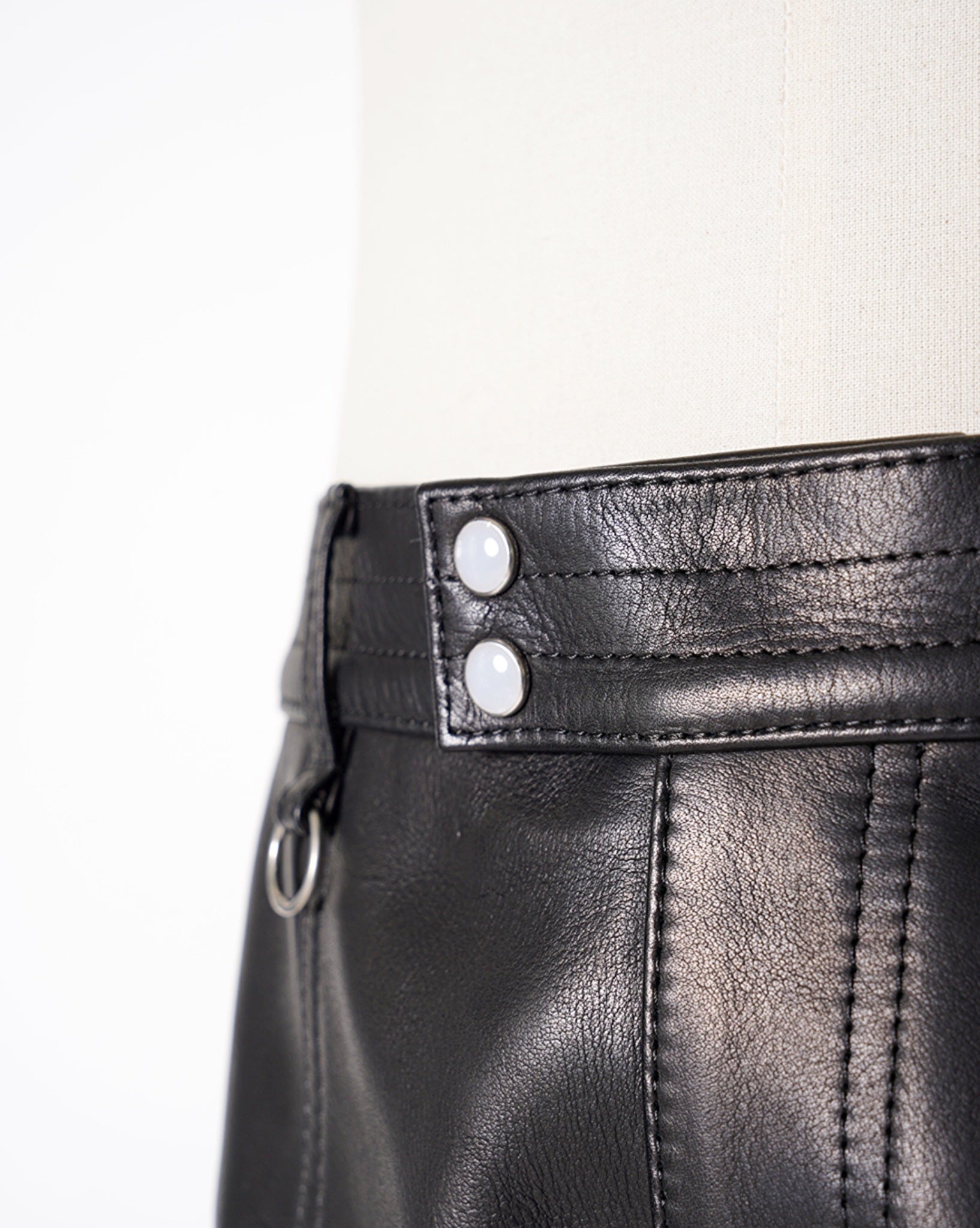 blackmeans(ブラックミーンズ)-BACK ZIP SHOE CUT LEATHER PANTS-Amanojak.