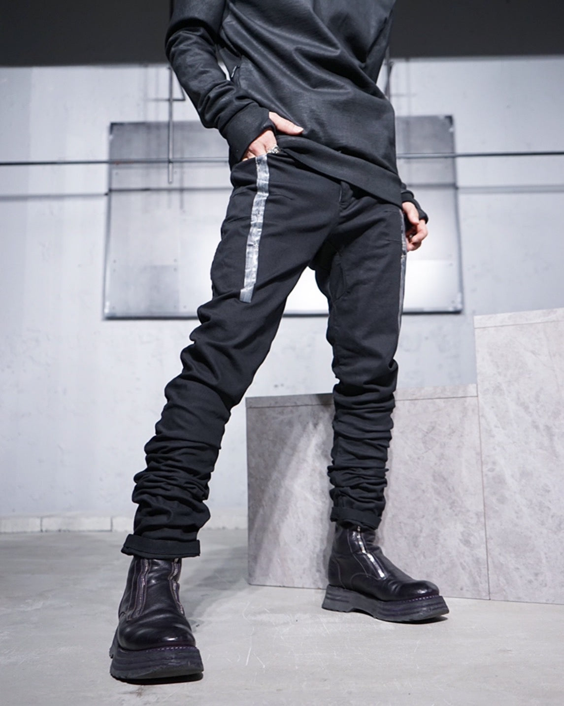 BORIS BIDJAN SABERI(ボリスビジャンサベリ) 