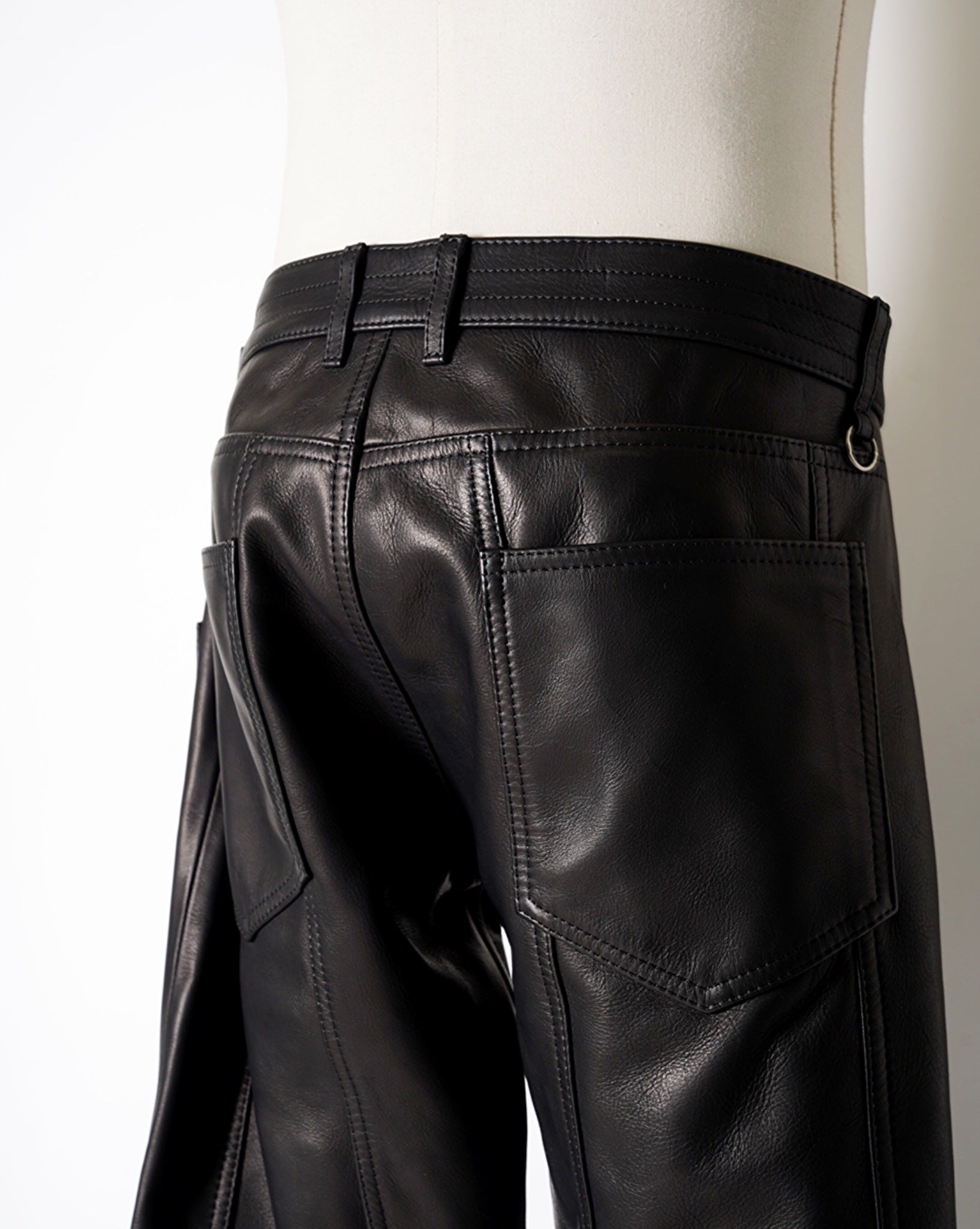 blackmeans(ブラックミーンズ)-BACK ZIP SHOE CUT LEATHER PANTS-Amanojak.