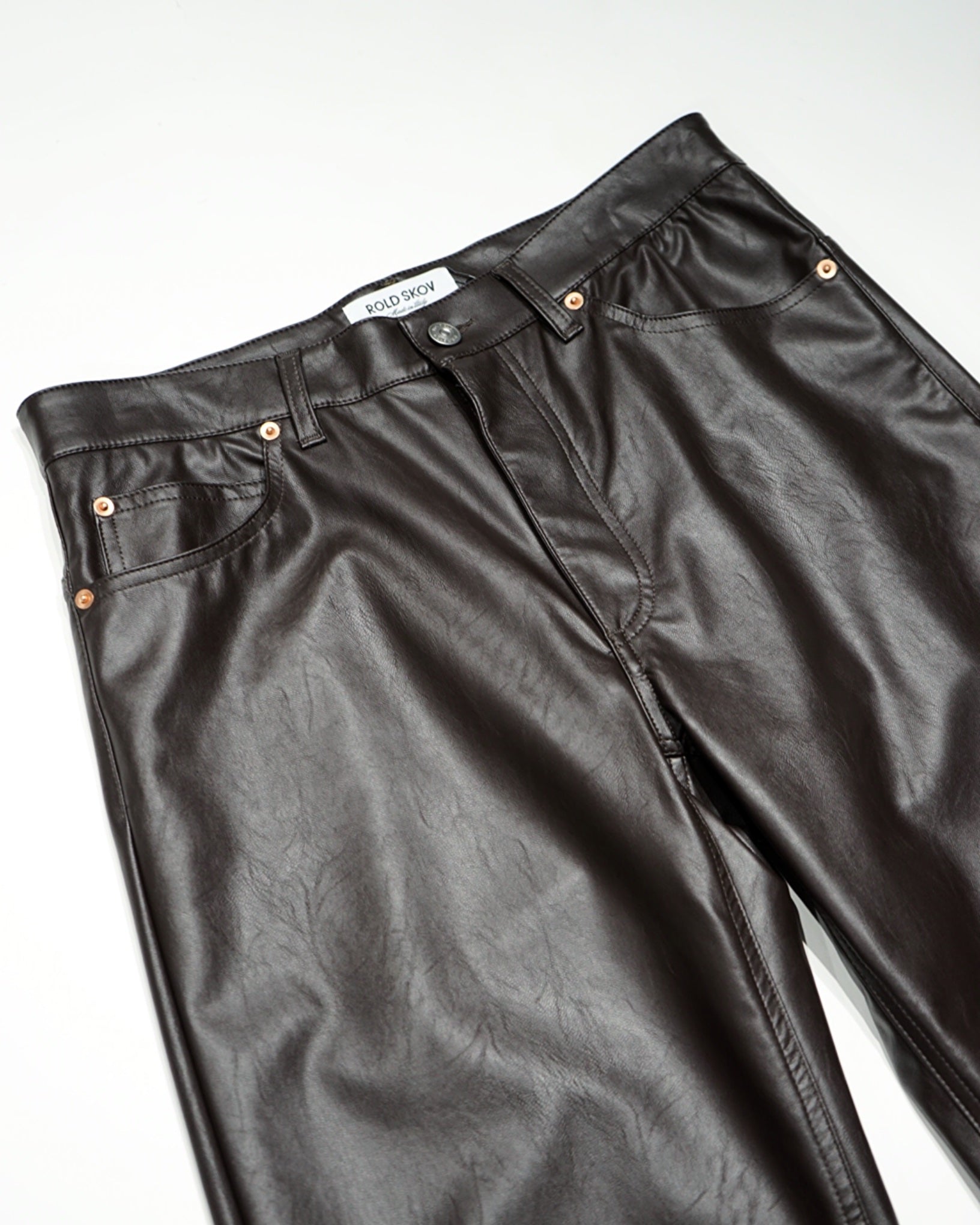 ROLD SKOV】SYNTHETIC LEATHER WIDE PANTS-Amanojak.